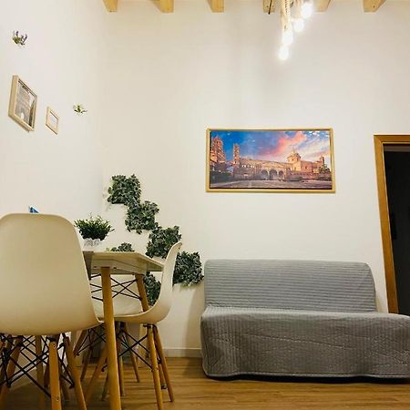 La Casa Di Tabbi Apartment ปาแลร์โม ภายนอก รูปภาพ